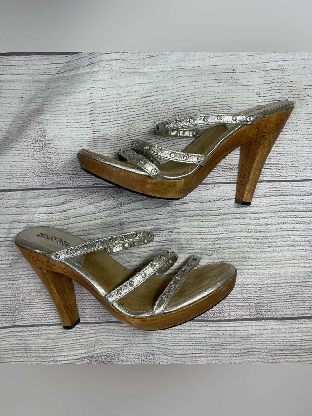 Michael Kors Women’s 9 Silver Leather Straps Wooden Heels